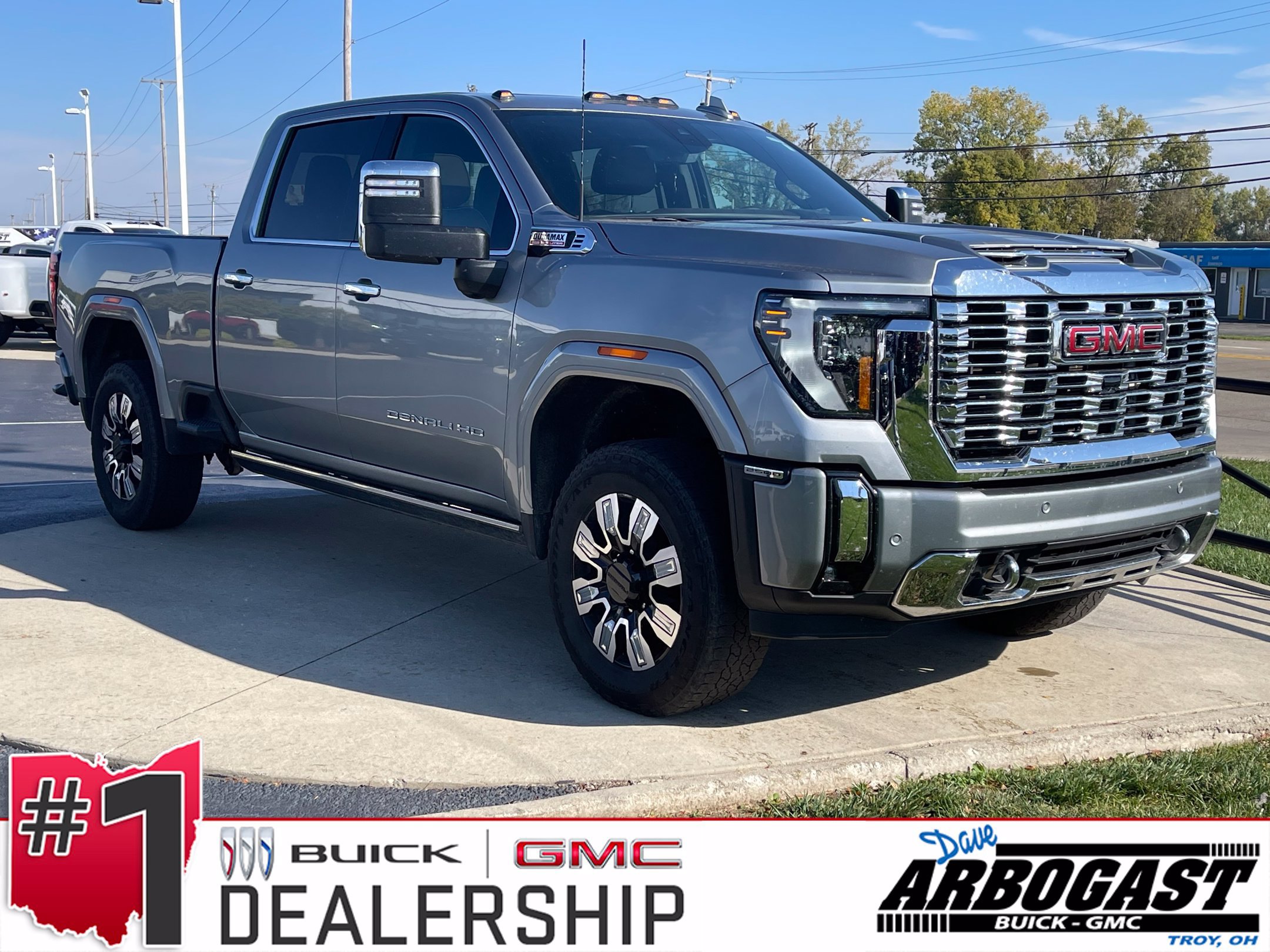 Used 2024 GMC Sierra 2500 Denali w/ Denali Reserve Package AWD/4WD image 1