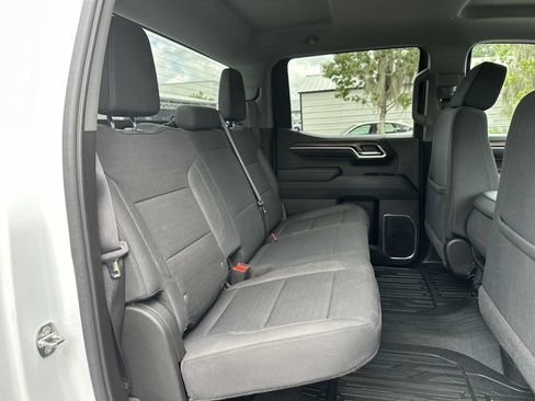 Certified 2024 Chevrolet Silverado 1500 LT AWD/4WD image 18