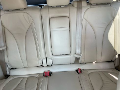 Used 2015 Lincoln MKC FWD w/ Equipment Group 101A Select image 14