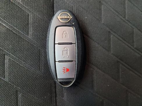 Used 2022 Nissan Kicks S FWD image 32