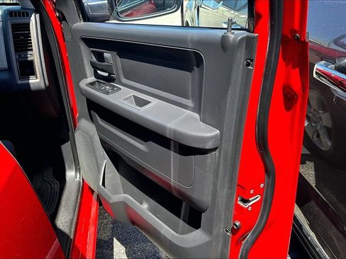 Used 2012 RAM 1500 Express RWD image 22