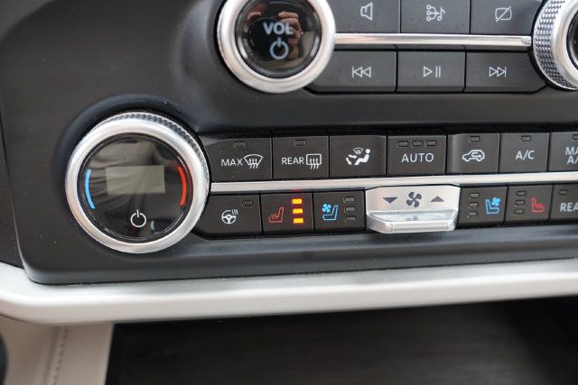 Used 2024 Ford Expedition Max Limited AWD/4WD image 34