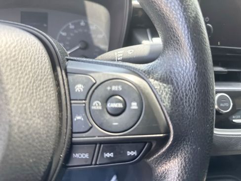 Used 2023 Toyota Corolla LE FWD image 22