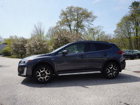 Used 2021 Subaru Crosstrek Hybrid w/ Moonroof Package w/Navigation AWD/4WD image 8