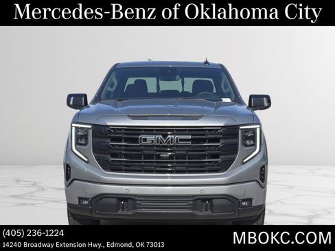 Used 2026 GMC Sierra 1500 Elevation w/ Elevation Premium Package AWD/4WD image 2