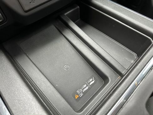 Used 2019 GMC Sierra 1500 SLT w/ SLT Premium Plus Package image 29