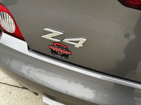 Used 2004 BMW Z4 3.0i RWD image 35