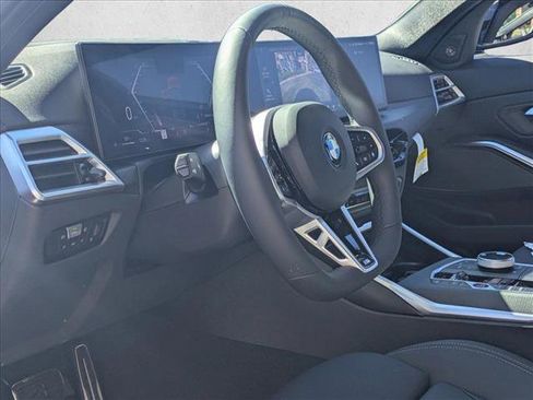Used 2026 BMW 330i Sedan w/ M Sport Package RWD image 9