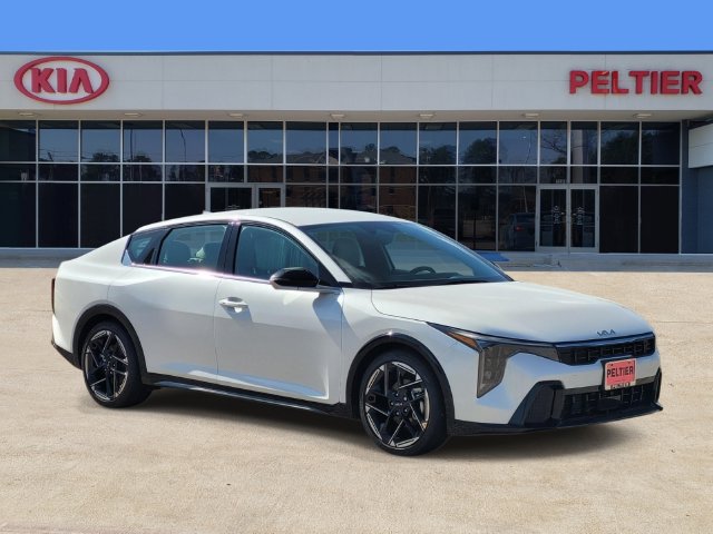 New 2026 Kia K4 GT-Line FWD image 1