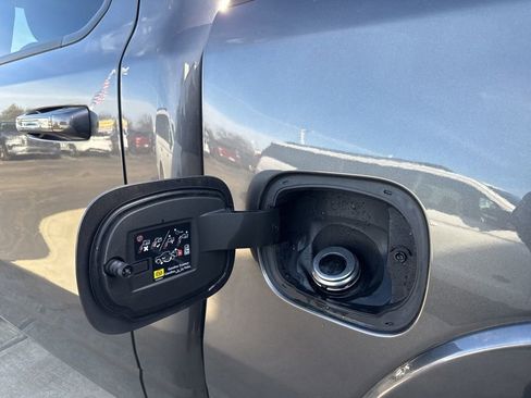 Used 2022 RAM 1500 Laramie image 20