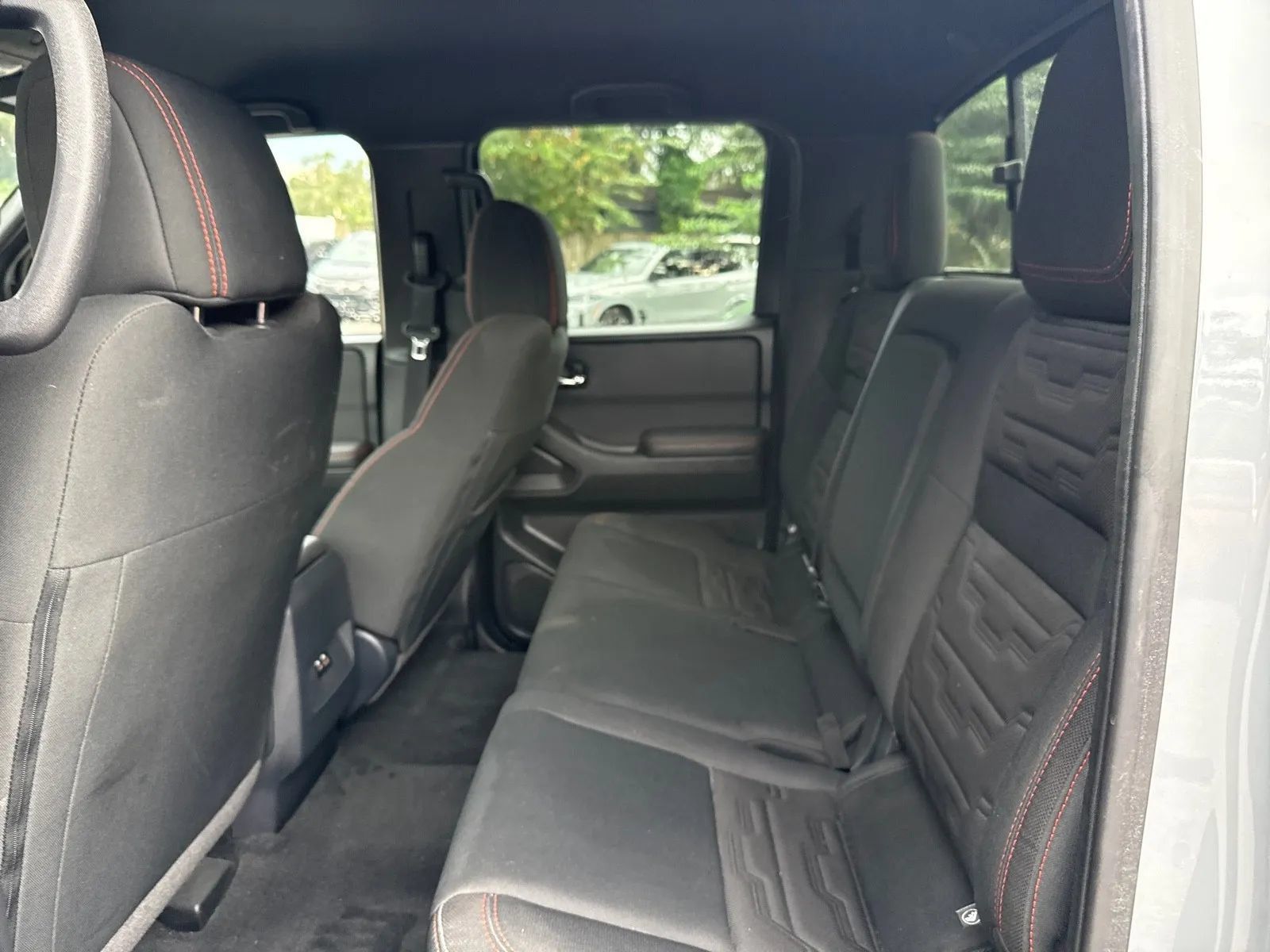 Used 2024 Nissan Frontier PRO-4X w/ Technology Package AWD/4WD image 13