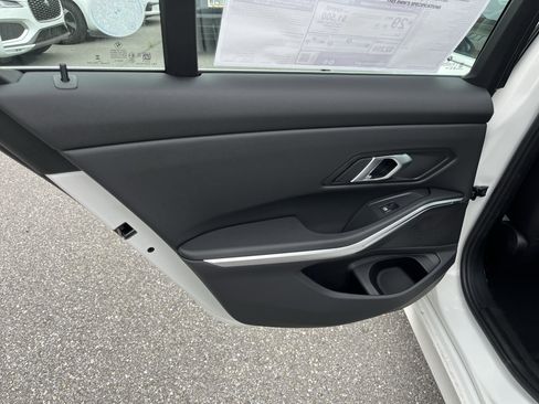 Certified 2025 BMW 330i xDrive 330i xDrive w/ Premium Package image 17