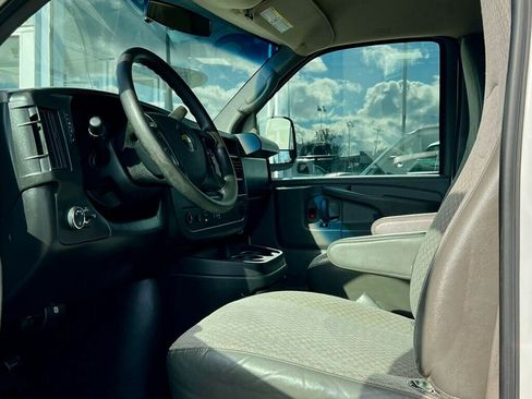 Used 2013 Chevrolet Express 3500 LT w/ LT Preferred Equipment Group image 15