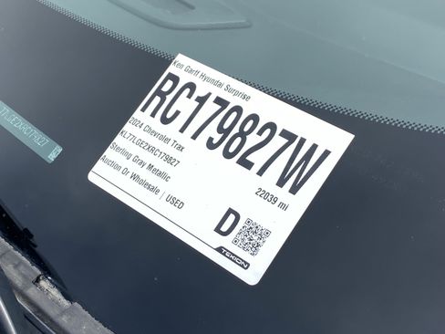 Used 2024 Chevrolet Trax RS w/ Driver Confidence Package FWD image 32