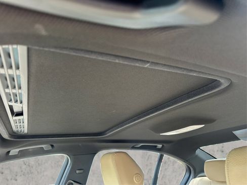 Used 2017 BMW 330i xDrive Sedan AWD/4WD image 29