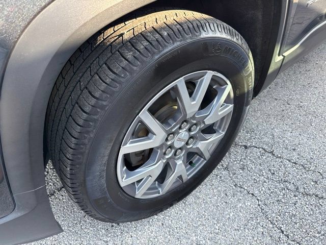 Used 2020 GMC Acadia SLT w/ Driver Alert Package II AWD/4WD image 11