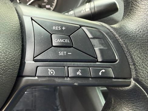 Used 2024 Nissan Sentra S FWD image 29