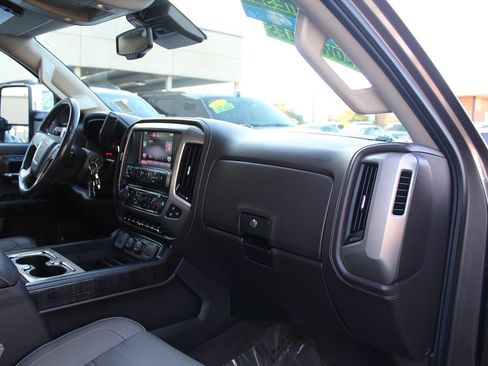 Used 2015 GMC Sierra 3500 Denali w/ Duramax Plus Package AWD/4WD image 21