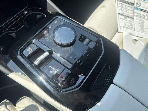 Certified 2026 BMW 530i xDrive w/ Premium Package image 17