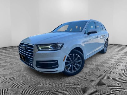Used 2019 Audi Q7 3.0T Premium w/ Towing Package AWD/4WD image 28