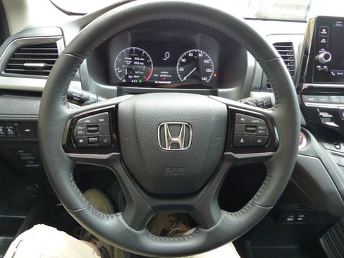 Used 2025 Honda Odyssey EX-L image 46