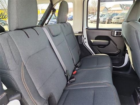 Used 2024 Jeep Wrangler Sport S image 20