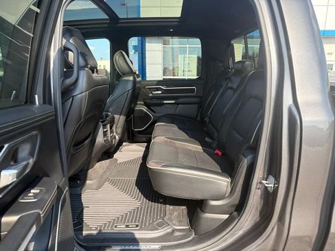 Used 2020 RAM 1500 Laramie w/ Sport Appearance Package AWD/4WD image 10