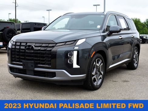 Used 2023 Hyundai Palisade Limited FWD image 1