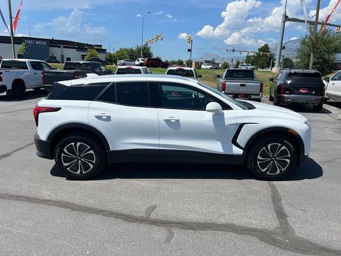 Used 2024 Chevrolet Blazer EV LT AWD/4WD image 7
