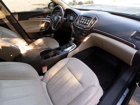 Used 2017 Buick Regal Premium w/ Driver Confidence Package #1 image 25