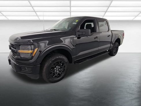 Certified 2024 Ford F150 XLT w/ XLT Black Appearance Package AWD/4WD image 4