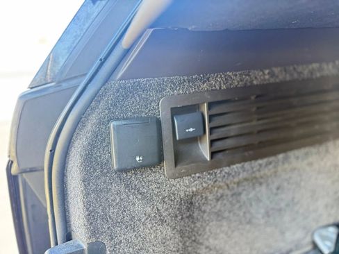 Used 2018 Land Rover Range Rover Supercharged image 28