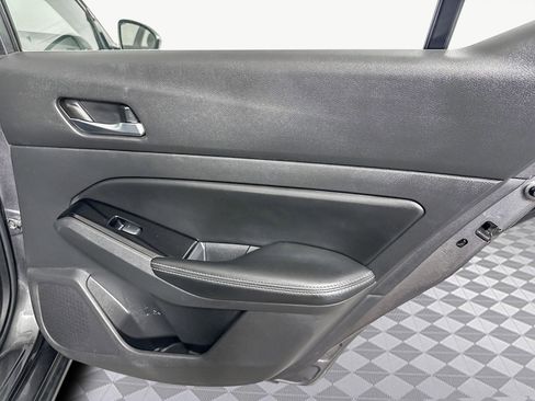 Used 2021 Nissan Altima 2.5 SV image 28