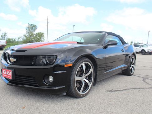 Used 2011 Chevrolet Camaro SS RWD image 1
