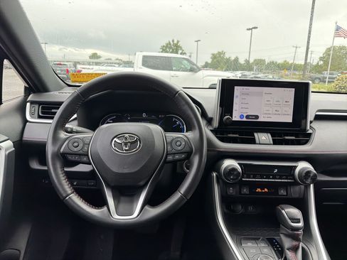 Used 2023 Toyota RAV4 SE w/ Weather & Moonroof Package AWD/4WD image 13