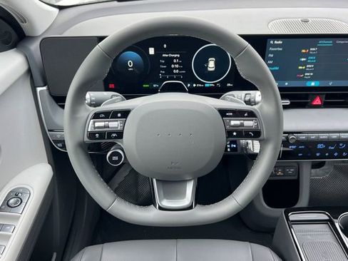 Certified 2025 Hyundai Ioniq 5 SEL image 19