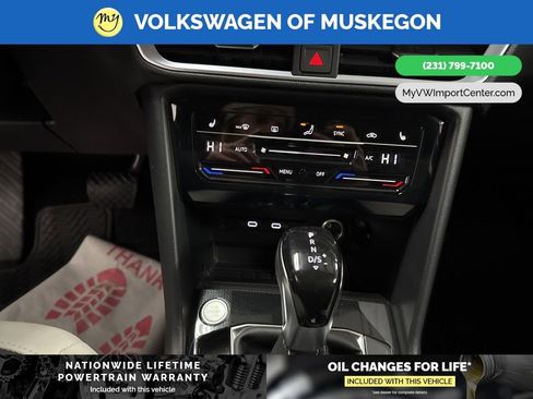 New 2026 Volkswagen Taos SE image 21