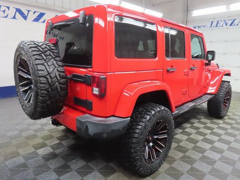 Used 2017 Jeep Wrangler Unlimited Sahara w/ Connectivity Group image 4