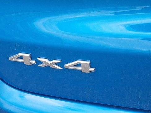 Used 2023 Jeep Compass Limited image 21