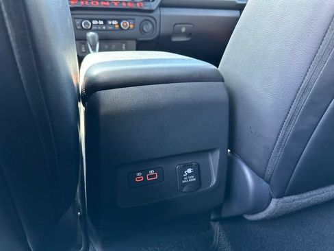 Used 2025 Nissan Frontier PRO-4X w/ Pro Premium Package AWD/4WD image 19