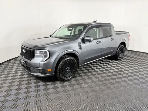 Used 2025 Ford Maverick Lobo image 52