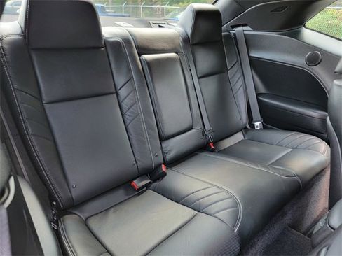Used 2016 Dodge Challenger SRT Hellcat image 23