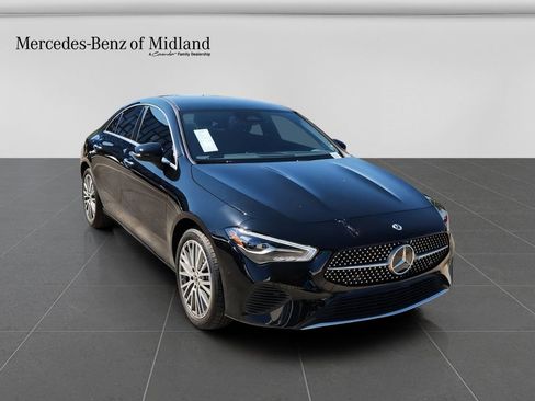 New 2026 Mercedes-Benz CLA 250 4MATIC image 1