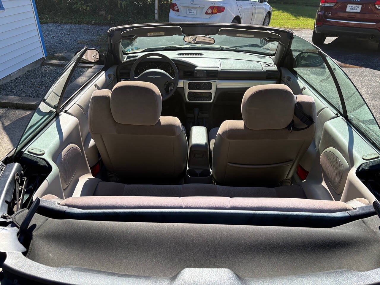 Used 2006 Chrysler Sebring Touring FWD image 7
