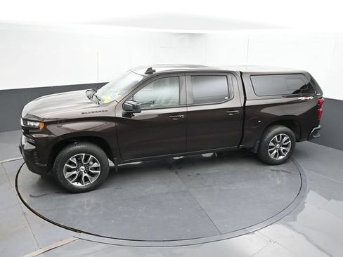 Used 2020 Chevrolet Silverado 1500 RST w/ RST Value Package AWD/4WD image 38
