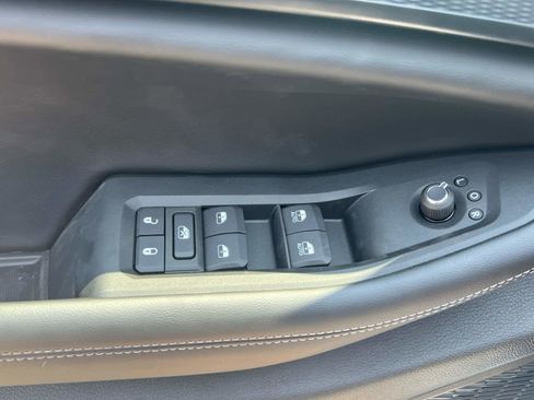 New 2025 Jeep Grand Cherokee Laredo w/ Luxury Tech Group I image 22