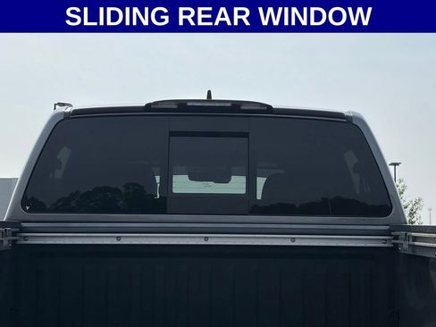Used 2023 Nissan Titan PRO-4X w/ Pro-4x Convenience Package AWD/4WD image 13
