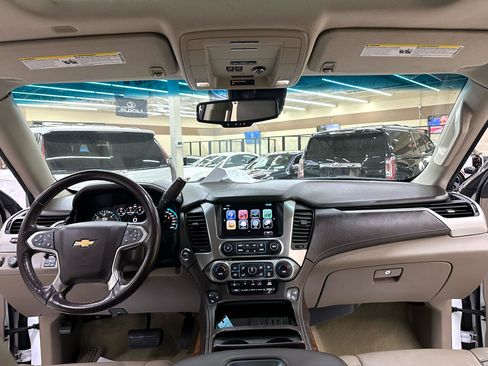 Used 2018 Chevrolet Suburban Premier image 38