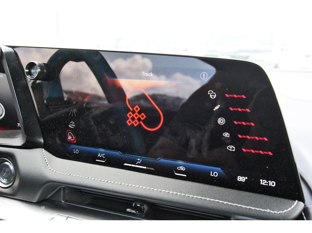Used 2026 Chevrolet Corvette Z06 RWD image 23