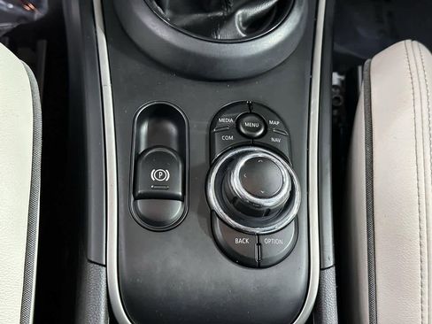 Used 2022 MINI Cooper Countryman SE w/ Convenience Package image 24